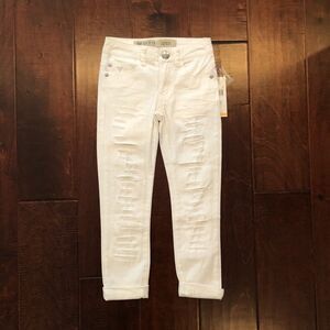 White stretchy skinny jeans